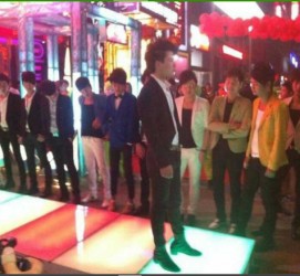 绵阳深圳夜总会伴游模特雇用(深圳KTV模特雇用)