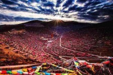 绵阳色达旅游攻略(四川色达旅游攻略)