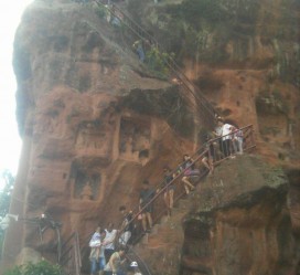绵阳乐山旅游攻略(乐山旅游攻略自由行路线推荐)