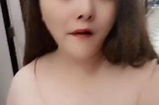 绵阳美院系花兼职死商务模特(美院系花兼职商务模特第2部一边看球一边玩)