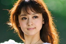 绵阳极品美女模特兼职和大款视频的简单介绍