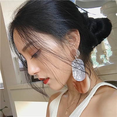 绵阳伴游女生张悦然的资料