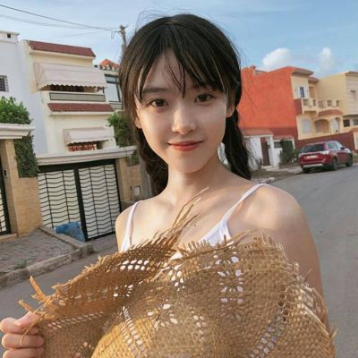 绵阳伴游女生李梓萱的资料