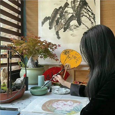 绵阳伴游女生源又菡的资料