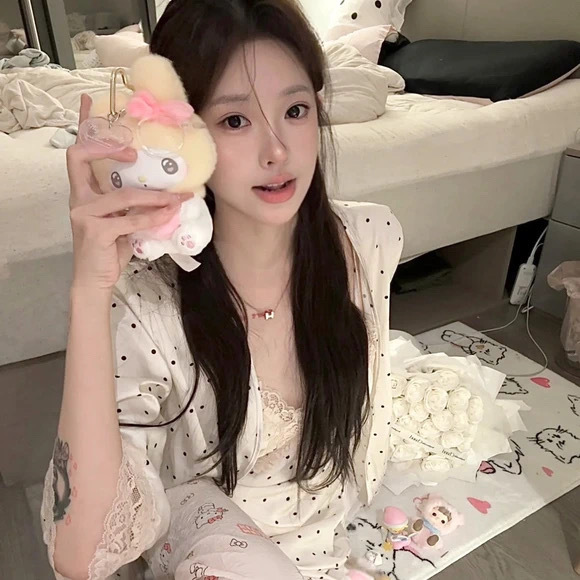 绵阳伴游女生 | 微微的资料